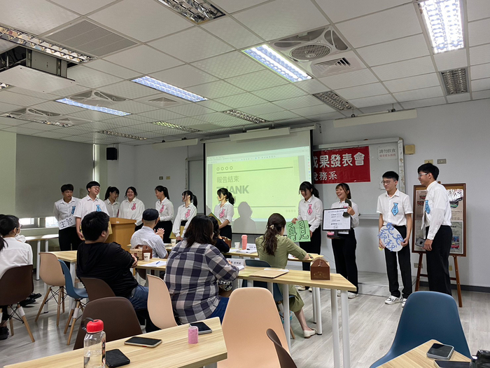 111學年度實習成果發表會16